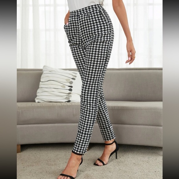 🆕 SHEIN Houndstooth Print Slant Pocket Tapered Pants Women’s Size Medium (US 6) - Picture 7 of 10